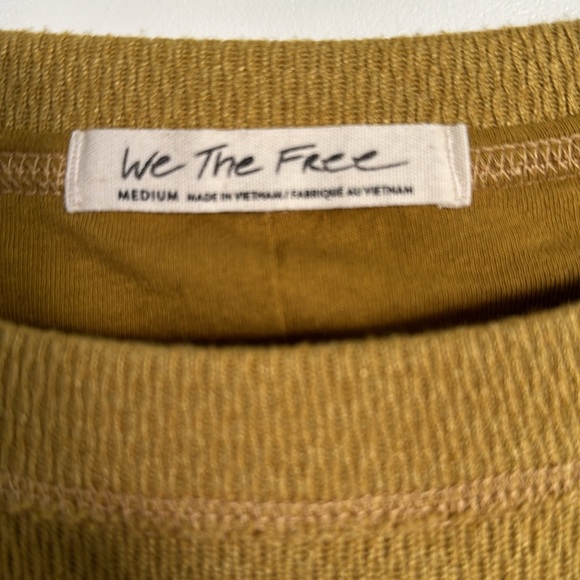 Free People We The Free Cuddle Bubble Top EUC - Picture 5 of 9